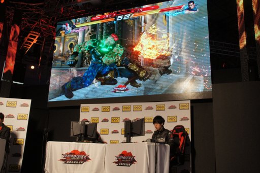 画像ギャラリー No.014のサムネイル画像 / ［TGS 2018］日本代表の座を懸けた「鉄拳プロチャンピオンシップ」Day1レポート。eスポーツへの取り組みが語られたステージも合わせて紹介