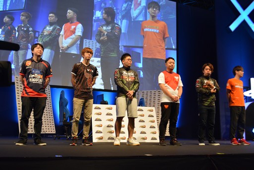 画像ギャラリー No.003のサムネイル画像 / ［TGS 2019］「鉄拳プロチャンピオンシップ 日本代表決定戦 2019」を制したタケ。選手の勝因とは。大会レポートと囲みインタビューを掲載