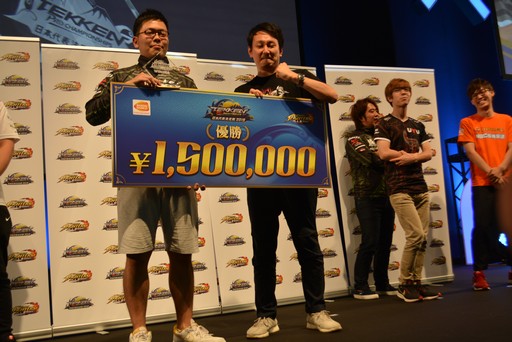画像ギャラリー No.013のサムネイル画像 / ［TGS 2019］「鉄拳プロチャンピオンシップ 日本代表決定戦 2019」を制したタケ。選手の勝因とは。大会レポートと囲みインタビューを掲載