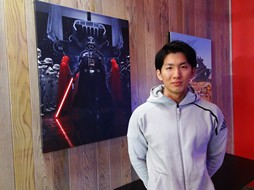画像ギャラリー No.015のサムネイル画像 / 「スター・ウォーズ／銀河の英雄」のクイズキャンペーン当選者が制作スタジオを訪問
