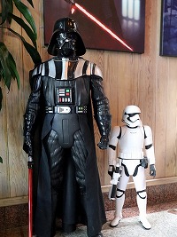 画像ギャラリー No.001のサムネイル画像 / 「スター・ウォーズ/銀河の英雄」開発者インタビュー。奥深い戦術をカジュアルに楽しめる“スター・ウォーズのおもちゃ箱”の開発経緯を聞いた