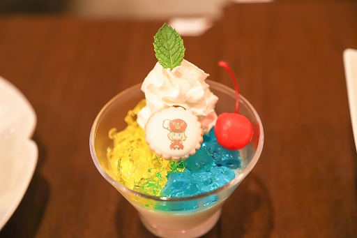 画像ギャラリー No.021のサムネイル画像 / 「セブンナイツ」AKIHABARA バックステージpassとのコラボカフェをレポート。OP主題歌のカバーライブまで楽しめる！ ひと味違った内容はファン必見