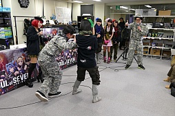 画像ギャラリー No.010のサムネイル画像 / 「ソウル・オブ・セブンス」のサバゲーイベントをレポート。平成ノブシコブシ擁する芸能人チームとメディアチームの激戦をGoProの映像でお届け