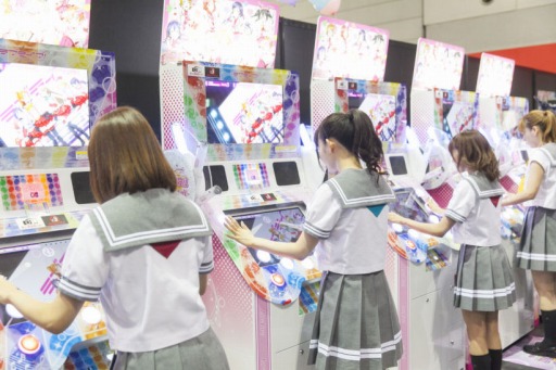 画像ギャラリー No.002のサムネイル画像 / 「ラブライブ!スクールアイドルフェスティバル 〜after school ACTIVITY〜」が稼動開始。Aqoursメンバーによる「スクフェスAC体験レポート!」も