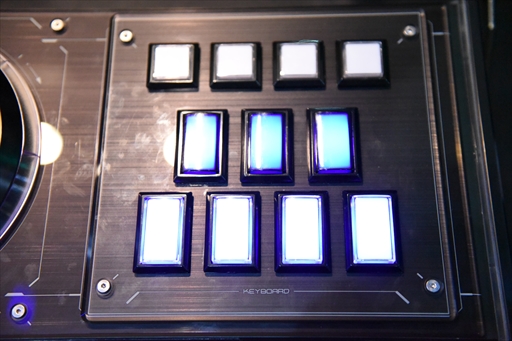 画像ギャラリー No.006のサムネイル画像 / ［JAEPO2020］「beatmania IIDX」専用コントローラのプロフェッショナルモデルが発表。販売時期や価格は未定