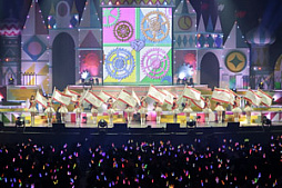 画像ギャラリー No.003のサムネイル画像 / 結のほえほえゲーム演説:第36回 「『アイドルマスター シンデレラガールズ』5thライブ宮城公演リポート。嵐の中でプロデューサー達に降り注いだ太陽とは?」