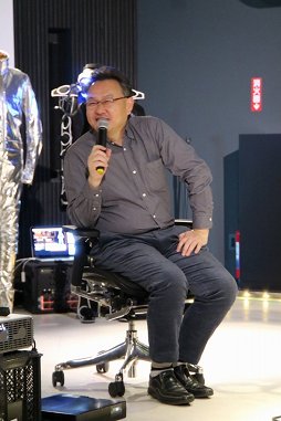 画像ギャラリー No.003のサムネイル画像 / 「Rez Infinite」の「The Game Awards 2016 Best VR Game」受賞を記念し,水口哲也氏とSIE 吉田修平氏が対談。二人が語るVRの可能性とは