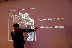 画像ギャラリー No.012のサムネイル画像 / 「Rez Infinite」の「The Game Awards 2016 Best VR Game」受賞パーティーをレポート。水口哲也氏が新プロジェクトに言及