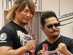 棚橋弘至選手×「鉄拳7」ラースのコラボコスチュームが実機披露。Web番組「生対決！棚橋弘至の鉄拳7FR バトルトーナメント」収録現場レポート