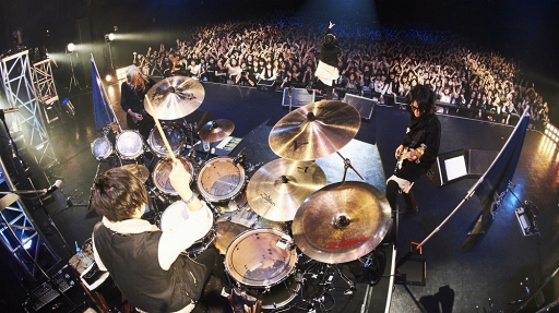 画像ギャラリー No.012のサムネイル画像 / 「バンドやろうぜ！」OSIRIS ONE-MAN LIVE “The Encorage Flag of Megiddo”in Zepp Tokyoライブレポート