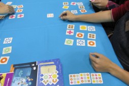 画像ギャラリー No.038のサムネイル画像 / アナログゲームの祭典「ゲームマーケット2015秋」レポート。第1回ゲームマーケット大賞はオインクゲームズの「海底探険」が受賞