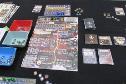 画像ギャラリー No.045のサムネイル画像 / アナログゲームの祭典「ゲームマーケット2015秋」レポート。第1回ゲームマーケット大賞はオインクゲームズの「海底探険」が受賞