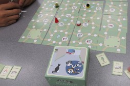 画像ギャラリー No.078のサムネイル画像 / アナログゲームの祭典「ゲームマーケット2015秋」レポート。第1回ゲームマーケット大賞はオインクゲームズの「海底探険」が受賞