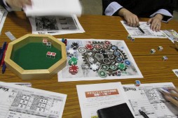 画像ギャラリー No.093のサムネイル画像 / アナログゲームの祭典「ゲームマーケット2015秋」レポート。第1回ゲームマーケット大賞はオインクゲームズの「海底探険」が受賞
