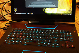 画像ギャラリー No.007のサムネイル画像 / ［CES 2016］「Razer Edition」と謳うLenovoのゲーマー向けデスクトップPCやディスプレイは，どこがRazerらしいのか