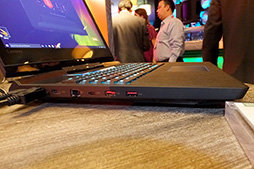 画像ギャラリー No.010のサムネイル画像 / ［CES 2016］「Razer Edition」と謳うLenovoのゲーマー向けデスクトップPCやディスプレイは，どこがRazerらしいのか