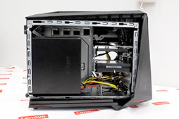 画像ギャラリー No.007のサムネイル画像 / Lenovo，GTX 1080を搭載可能なゲーマー向けキューブ型PCを9月2日に発売。RazerコラボのPCやG-SYNC対応ディスプレイも
