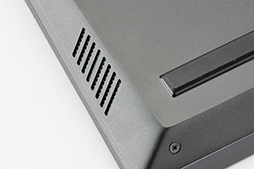 画像ギャラリー No.024のサムネイル画像 / 【PR】LenovoのノートPC「Legion 560 Pro」は，高性能に加えて使い勝手の良さにもこだわった死角のないゲームPCである