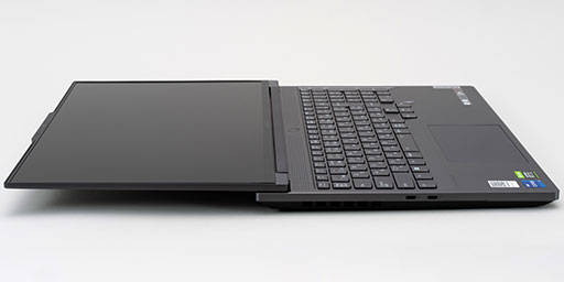 画像ギャラリー No.014のサムネイル画像 / 【PR】Lenovo「Legion 770i」は,真にデスクトップPC並みの性能とスタイリッシュな筐体を両立するゲームノートPCだ