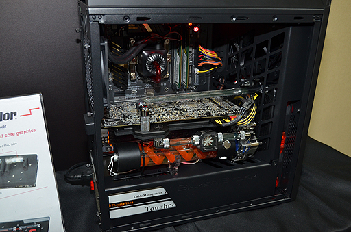 画像ギャラリー No.017のサムネイル画像 / ［COMPUTEX］PowerColorが外付けグラフィックスボックス「DEVIL BOX」を公開。「Polaris」向けのGPUクーラー単体も