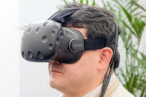 画像ギャラリー No.071のサムネイル画像 / HTCのVR HMD「Vive」日本版を入手。豊富な写真と画面でセットアップまで全解説してみる