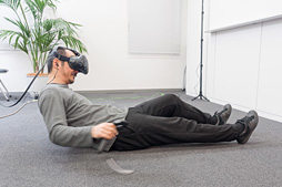 画像ギャラリー No.074のサムネイル画像 / 徳岡正肇の これをやるしかない!:VR空間内を歩き回れる夢のシステム「HTC Vive」が持つ可能性と課題について考える