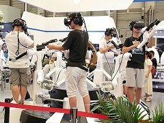 ［CJ2016］ChinaJoy会場で見かけたVRデバイスその1：VRは迫力だ！　大型筐体が大盛況