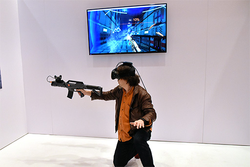 画像ギャラリー No.017のサムネイル画像 / E3 2017でIntelが披露した「ワイヤレスVR」＆「超高負荷VR」を体験してきた