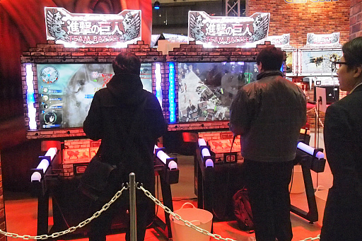 画像ギャラリー No.001のサムネイル画像 / ［JAEPO2017］カプコンの新作アーケード「進撃の巨人 TEAM BATTLE」は2017年夏稼働予定！ 直撮りプレイムービーも掲載