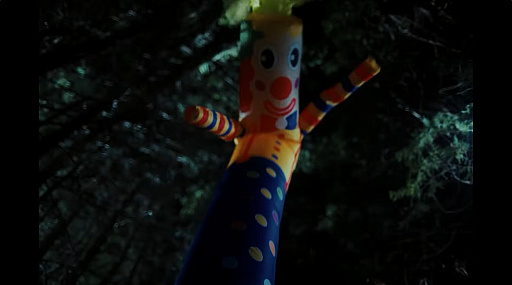 画像ギャラリー No.008のサムネイル画像 / 「Dead by Daylight」10周年記念イベントを予告するティザー映像が公開。映画「IT」とのコラボをほのめかす演出も，日本時間6月15日開催
