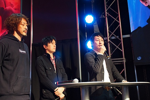 画像ギャラリー No.004のサムネイル画像 / ［JAEPO2016］ガンダムゲーム30周年記念ステージイベントをレポート。「EXVS MB ON」と「U.C.カードビルダー」の試遊台も出展