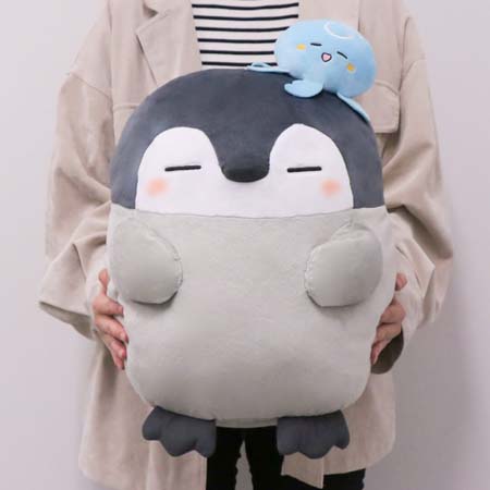 画像ギャラリー No.001のサムネイル画像 / 「トレバ」限定プライズ,“コウペンちゃん おおきなぬいぐるみ〜向こう見ズクラゲといっしょ〜”が7月10日に登場