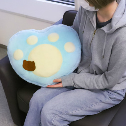 画像ギャラリー No.001のサムネイル画像 / 「トレバ」限定の“トゥンカロンクッション ねこのにくきゅう”シリーズ第2弾が8月12日11:00より登場