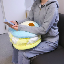 画像ギャラリー No.002のサムネイル画像 / 「トレバ」限定の“トゥンカロンクッション ねこのにくきゅう”シリーズ第2弾が8月12日11:00より登場