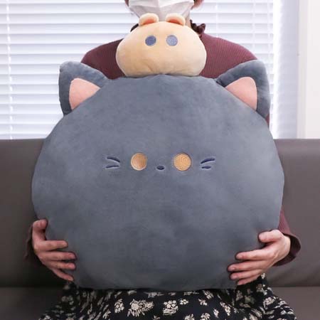 画像ギャラリー No.001のサムネイル画像 / 「トレバ」限定プライズ，“黒ねこ＆ねずみBIGぬいぐるみ”が9月11日13:00に登場