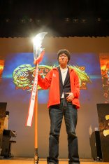 画像ギャラリー No.011のサムネイル画像 / 両雄互角の闘いはドラマチックな一騎討ちで決着。「三国志大戦」公式全国大会「覇業への道 英傑再臨」決勝大会レポート