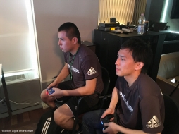 画像ギャラリー No.002のサムネイル画像 / 「ウイイレ」の世界大会決勝「The 2016 PES World Finals」は,フランス代表が2連覇を達成