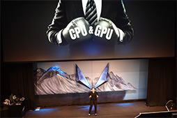 画像ギャラリー No.004のサムネイル画像 / ［SIGGRAPH］「Radeon RX Vega」の短尺版やEPYCを20基搭載するサーバーなどが初披露されたAMD「Capsaicin」イベントレポート