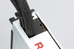 画像ギャラリー No.052のサムネイル画像 / 「Radeon RX Vega 64 Liquid Cooled Edition」レビュー。動作クロックがより高く消費電力の大きい簡易液冷版はどれだけ速いのか