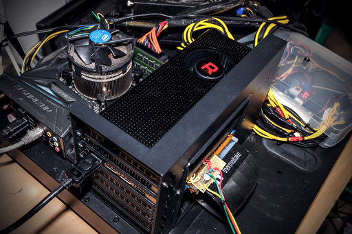 画像ギャラリー No.002のサムネイル画像 / Radeon RX Vegaシリーズ追試。6つ用意された動作モードの切り替えで性能と消費電力はどう変わるのか