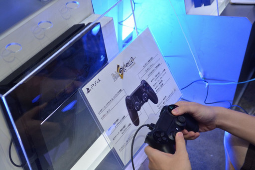 画像ギャラリー No.004のサムネイル画像 / ［TGS 2016］「Fate/EXTELLA」がSIEブースにプレイアブル出展。イスカンダルで群がる敵を蹂躙してきた。アララララーイ！！