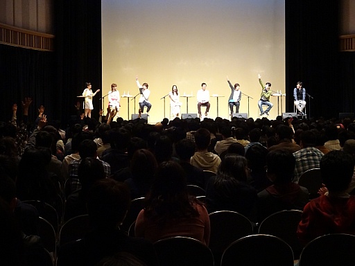 画像ギャラリー No.013のサムネイル画像 / 「英雄伝説 空の軌跡 Evolution」シリーズ初のオンリーイベントをレポート。キャスト陣に加えて日本ファルコム近藤社長も登場