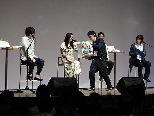 画像ギャラリー No.014のサムネイル画像 / 「英雄伝説 空の軌跡 Evolution」シリーズ初のオンリーイベントをレポート。キャスト陣に加えて日本ファルコム近藤社長も登場