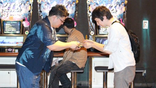 画像ギャラリー No.010のサムネイル画像 / 「QMA JAPAN TOUR 2016 賢神降臨」の初戦が開幕。KONAMI公認「賢竜杯 第2回ウェアハウスカップ」レポート