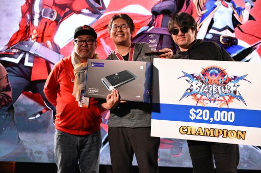 画像ギャラリー No.009のサムネイル画像 / 「ARCREVO America 2019」，「BLAZBLUE CENTRALFICTION」部門の優勝はヤマシタ選手。優勝賞金2万ドルを獲得