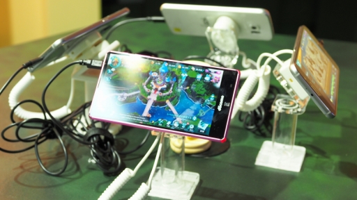 画像ギャラリー No.009のサムネイル画像 / ［TGS 2019］ボウガンや投石も楽しめちゃうIGGブースを紹介。「ブレイブコンクエスト」ほか，サンドボックスや宇宙大戦モノの新作も出展