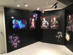 画像ギャラリー No.006のサムネイル画像 / 「下天の華ミュージアム」が開幕。グッズ購入特典が配布決定&日程後半から一部展示が変更