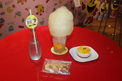 画像ギャラリー No.015のサムネイル画像 / 「PAC-MAN GINZA STYLE」が銀座三越でスタート。120種以上の「パックマン」グッズや,貴重なアーケードゲームが夏休みの銀座に大集合