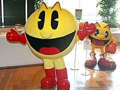 「PAC-MAN GINZA STYLE」が銀座三越でスタート。120種以上の「パックマン」グッズや，貴重なアーケードゲームが夏休みの銀座に大集合