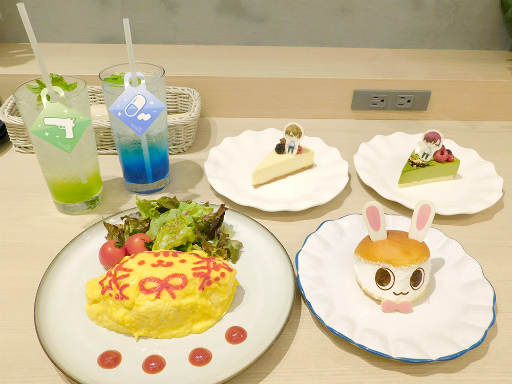 画像ギャラリー No.001のサムネイル画像 / 「『スタンドマイヒーローズ』in coly cafe!」レポート。今大路＆服部の誕生日はバースデーケーキでお祝いしよう♪